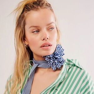 FREE PEOPLE Favorite Printed Flower Choker Necklace